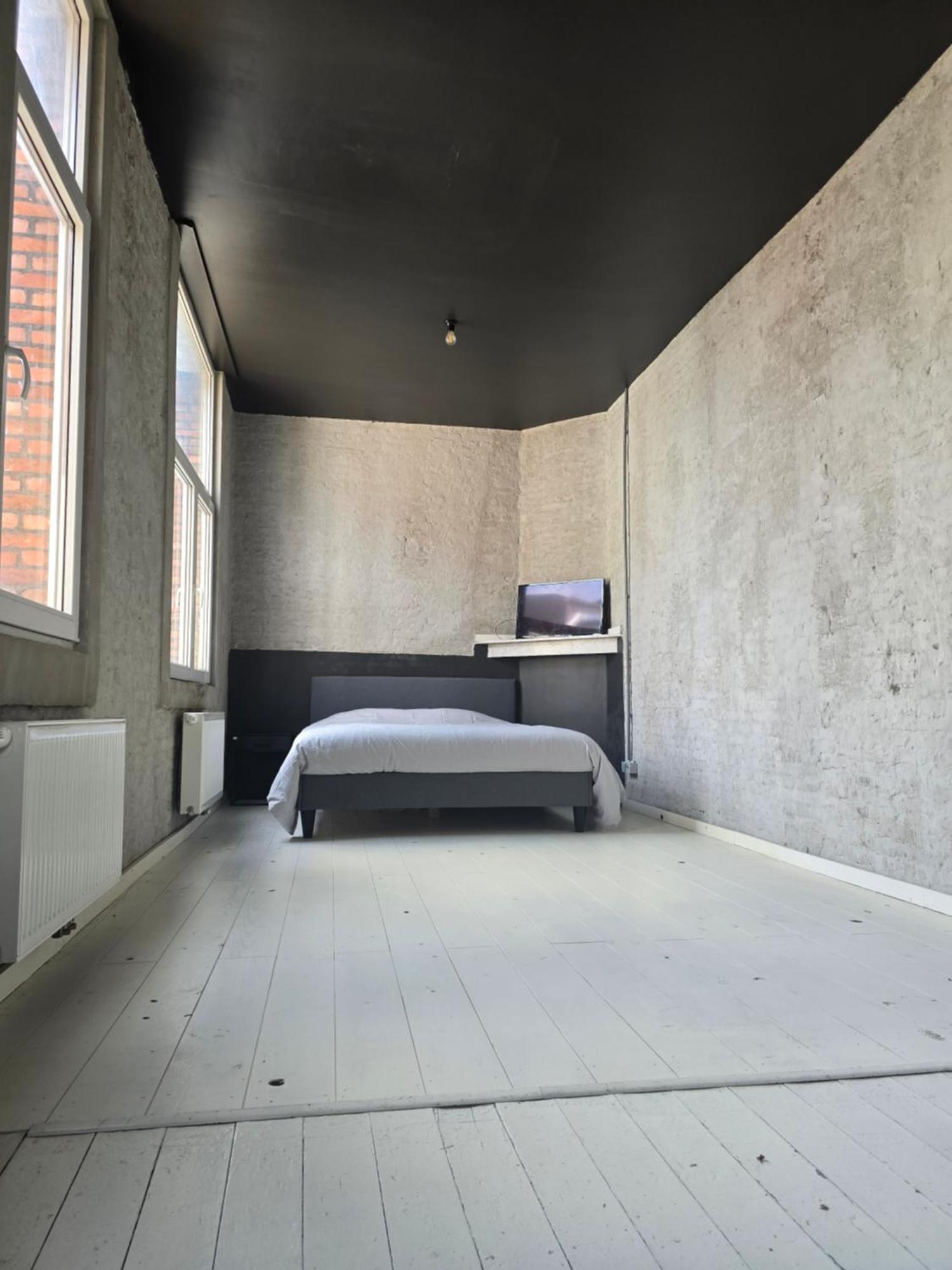 Living History - Suikernest Aparthotel Antwerp Exterior photo